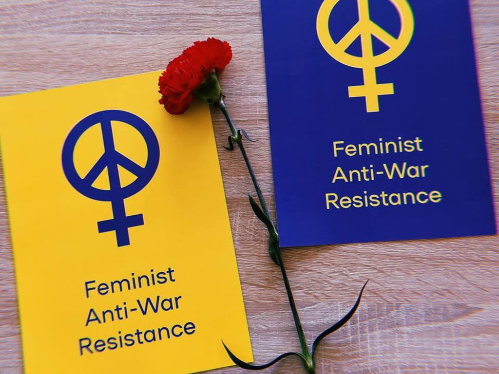 Zwei Karten: Feminist Anti-War Resistance